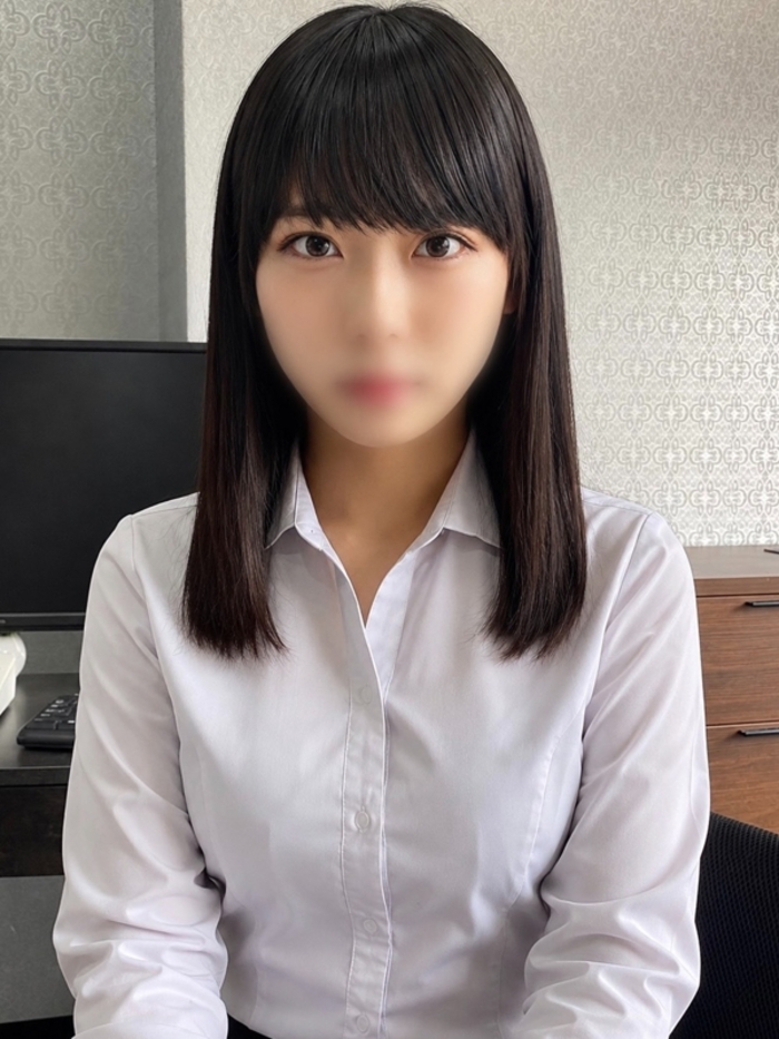小鳥遊 みあ(23)